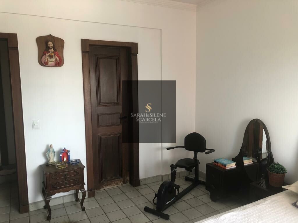 Apartamento à venda com 3 quartos, 180m² - Foto 12