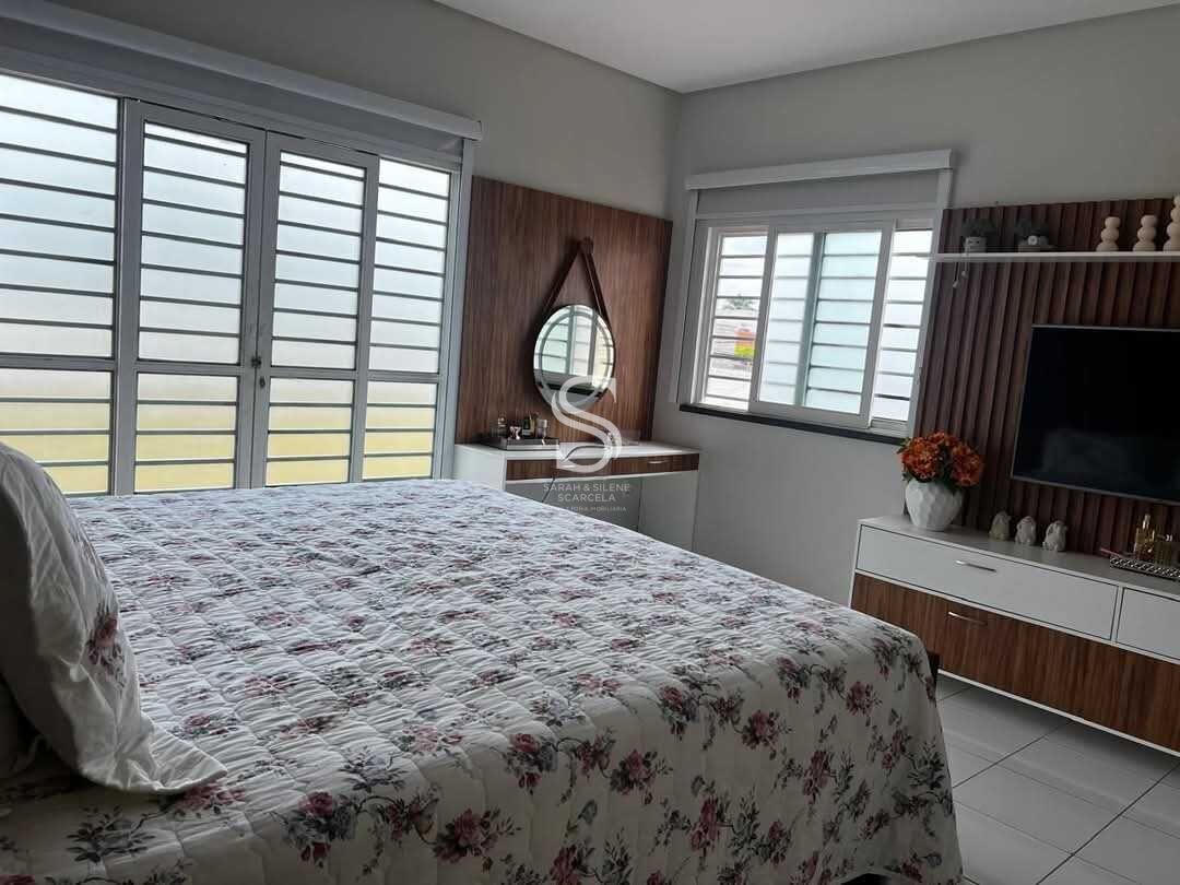 Casa à venda com 4 quartos, 262m² - Foto 8