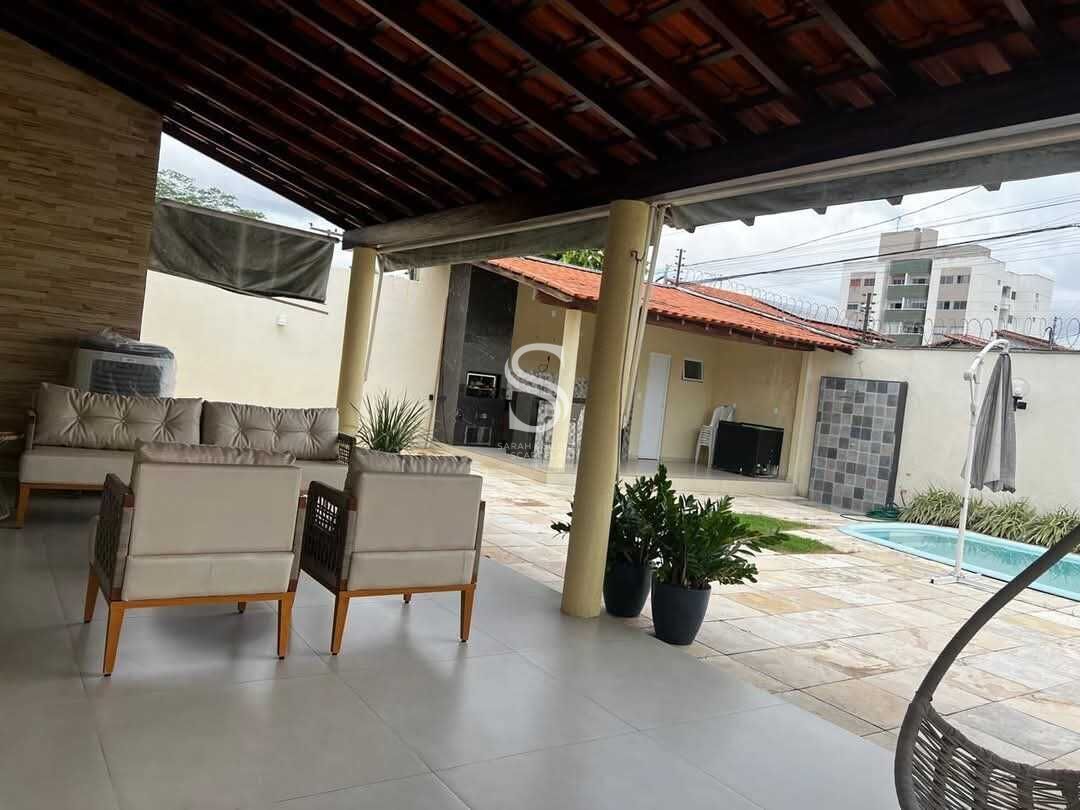 Casa à venda com 4 quartos, 262m² - Foto 3
