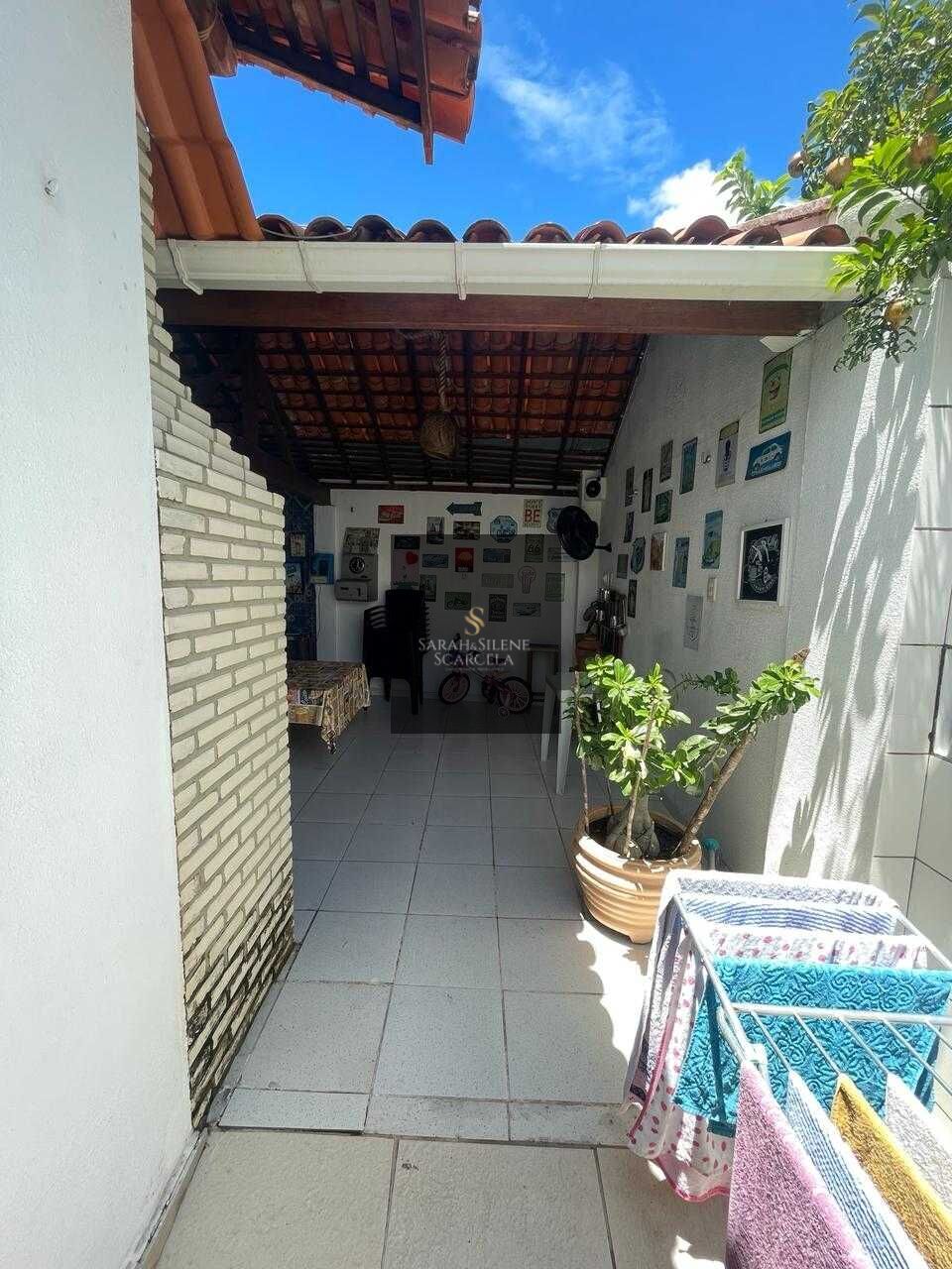 Casa de Condomínio à venda com 3 quartos, 110m² - Foto 2