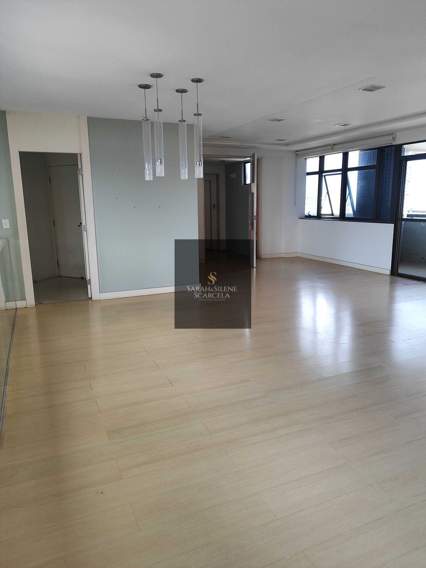 Apartamento à venda com 3 quartos, 219m² - Foto 11