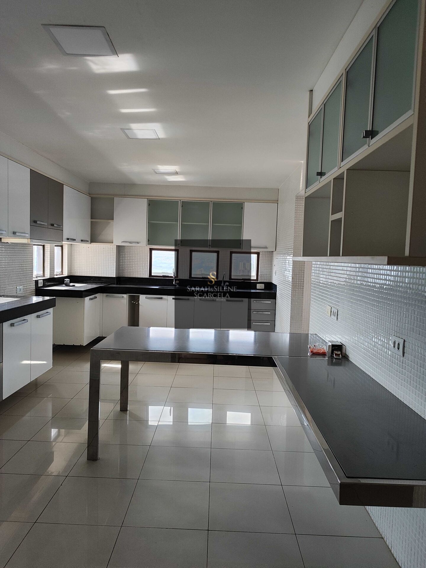 Apartamento à venda com 3 quartos, 219m² - Foto 20