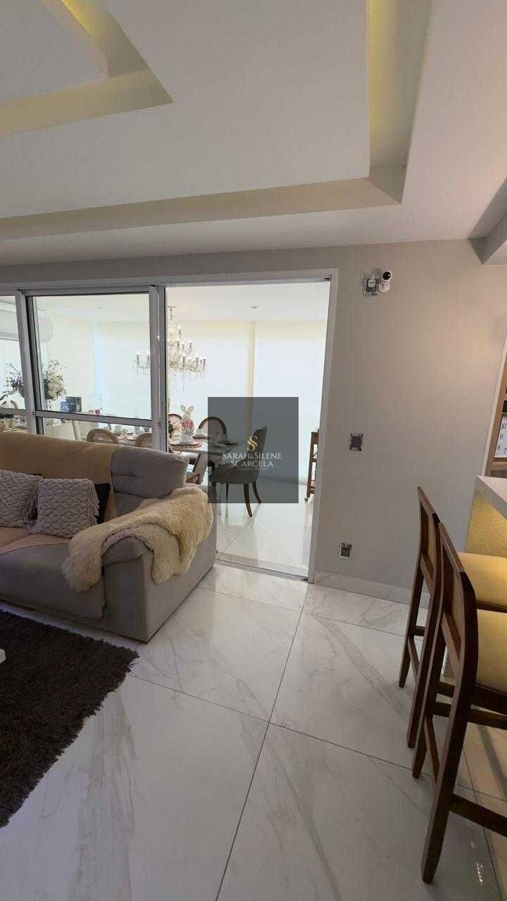 Apartamento à venda com 3 quartos, 128m² - Foto 2