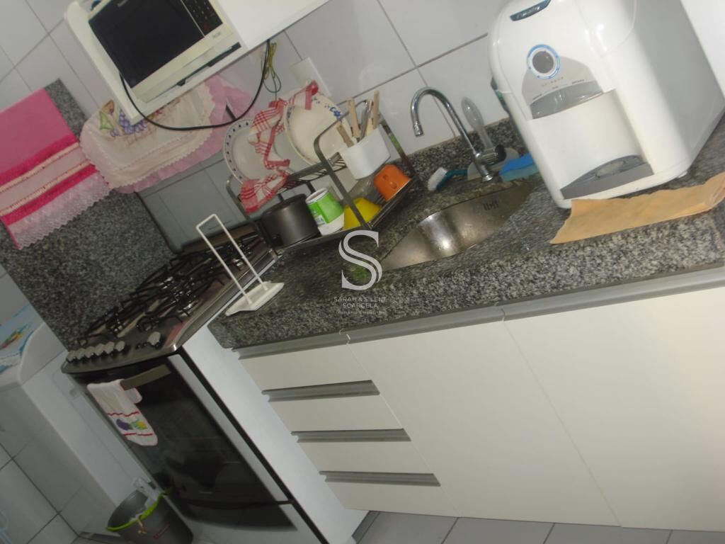 Apartamento à venda com 2 quartos, 75m² - Foto 8