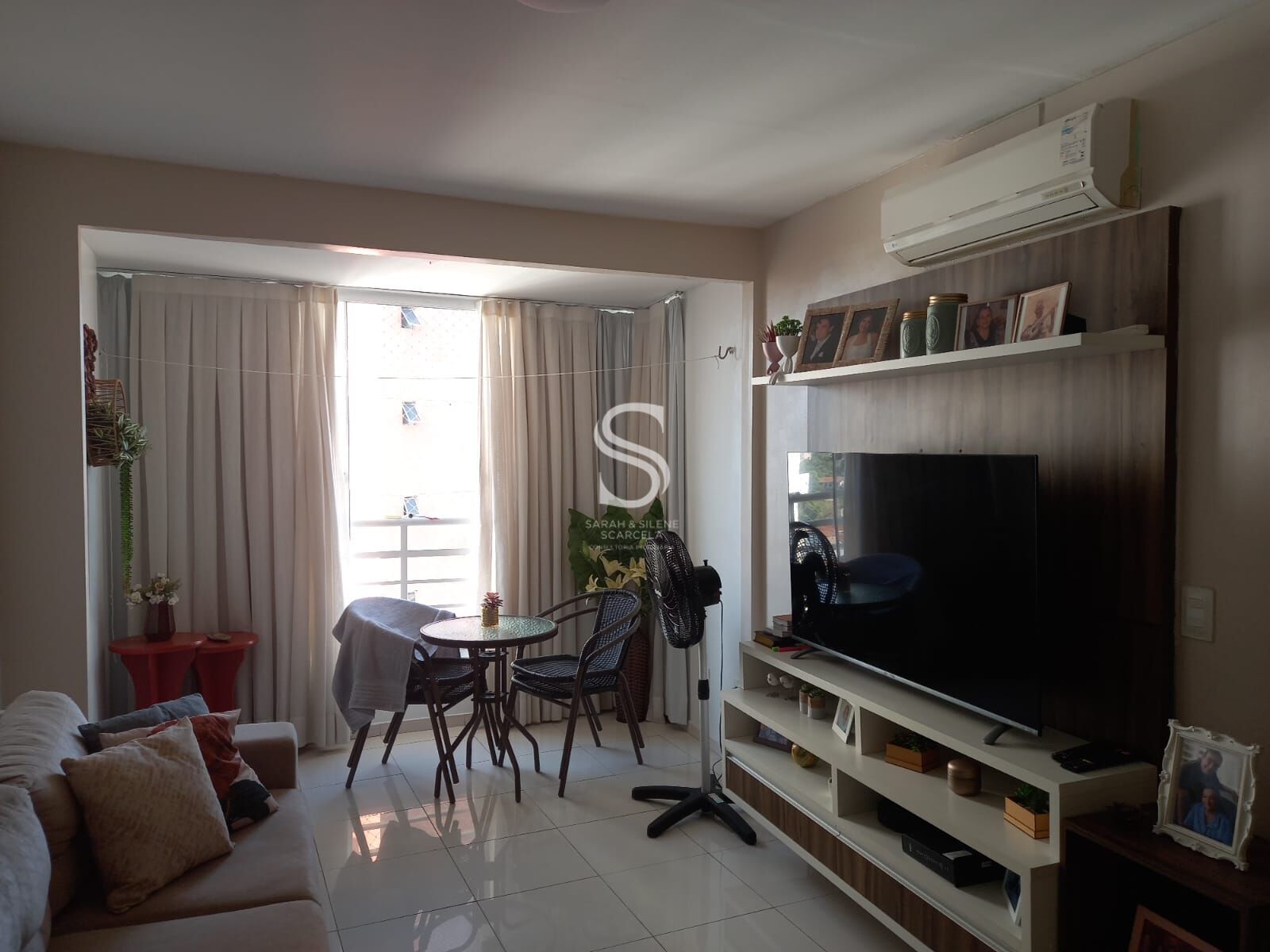 Apartamento à venda com 2 quartos, 75m² - Foto 4