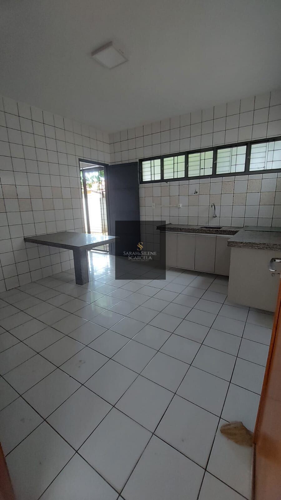 Casa à venda com 3 quartos, 199m² - Foto 12