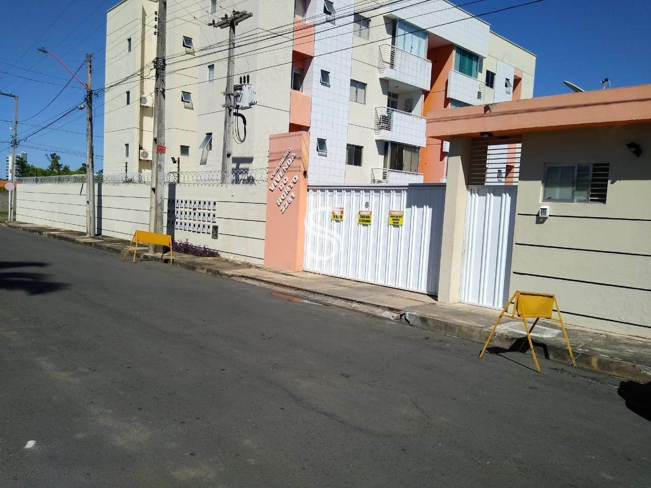 Apartamento à venda com 3 quartos, 75m² - Foto 3