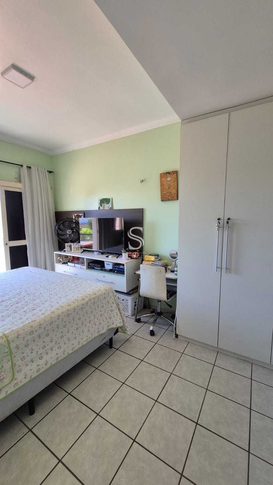 Casa, 3 quartos, 258 m² - Foto 32