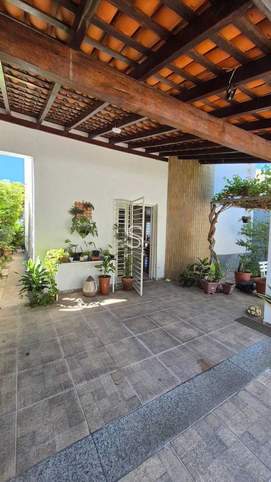Casa, 3 quartos, 258 m² - Foto 44