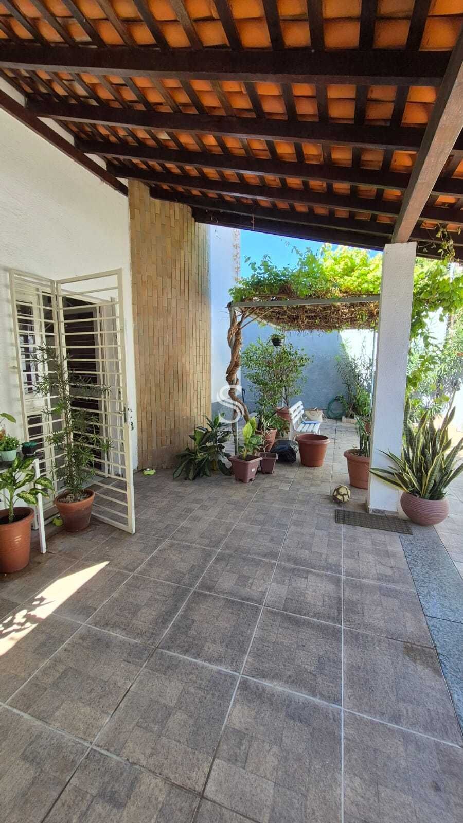 Casa, 3 quartos, 258 m² - Foto 45