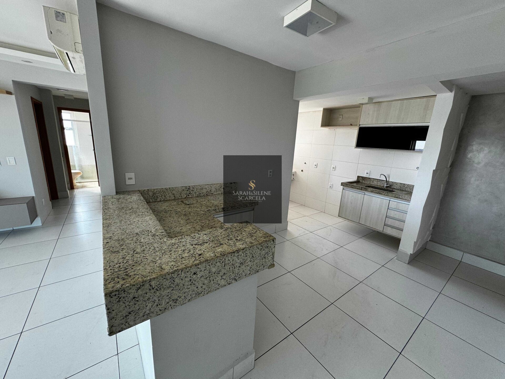 Apartamento à venda com 3 quartos, 93m² - Foto 1