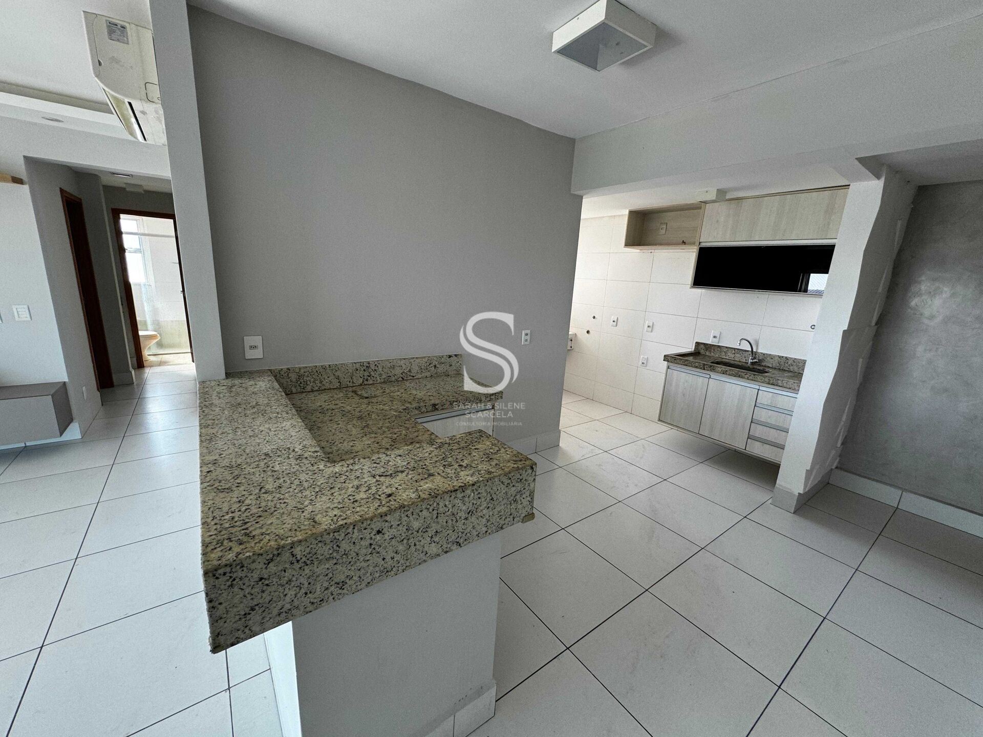 Apartamento à venda com 3 quartos, 93m² - Foto 1