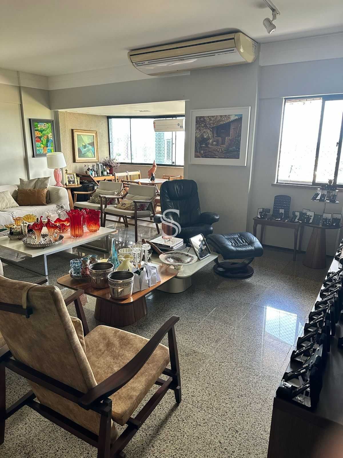 Apartamento à venda com 3 quartos, 183m² - Foto 7