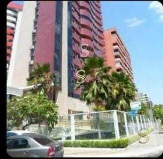 Apartamento à venda com 3 quartos, 183m² - Foto 1