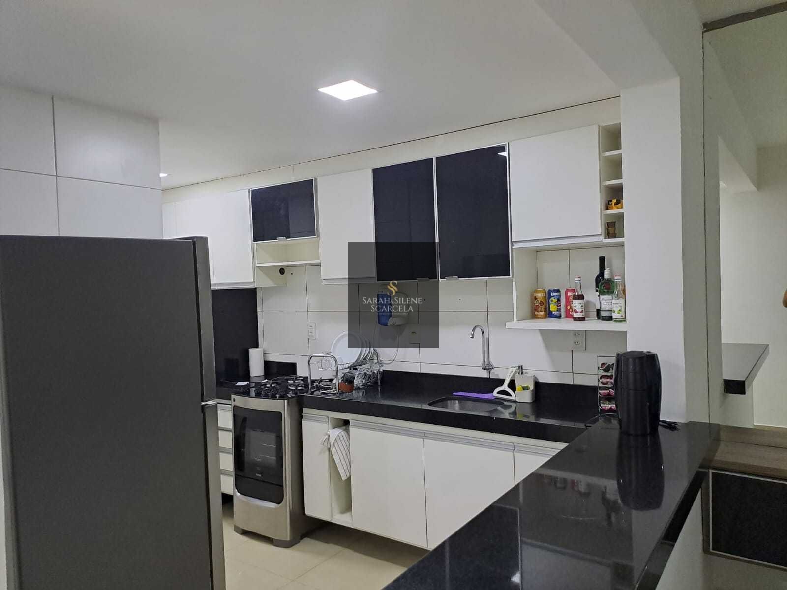 Apartamento à venda com 3 quartos, 77m² - Foto 2