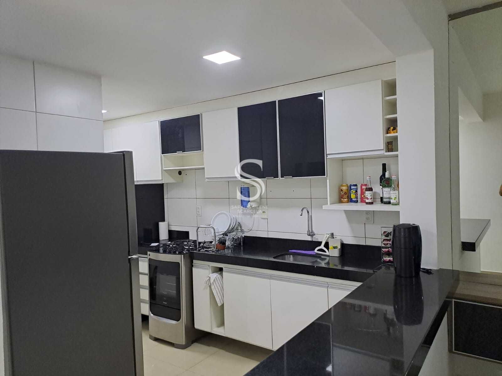 Apartamento à venda com 3 quartos, 77m² - Foto 2