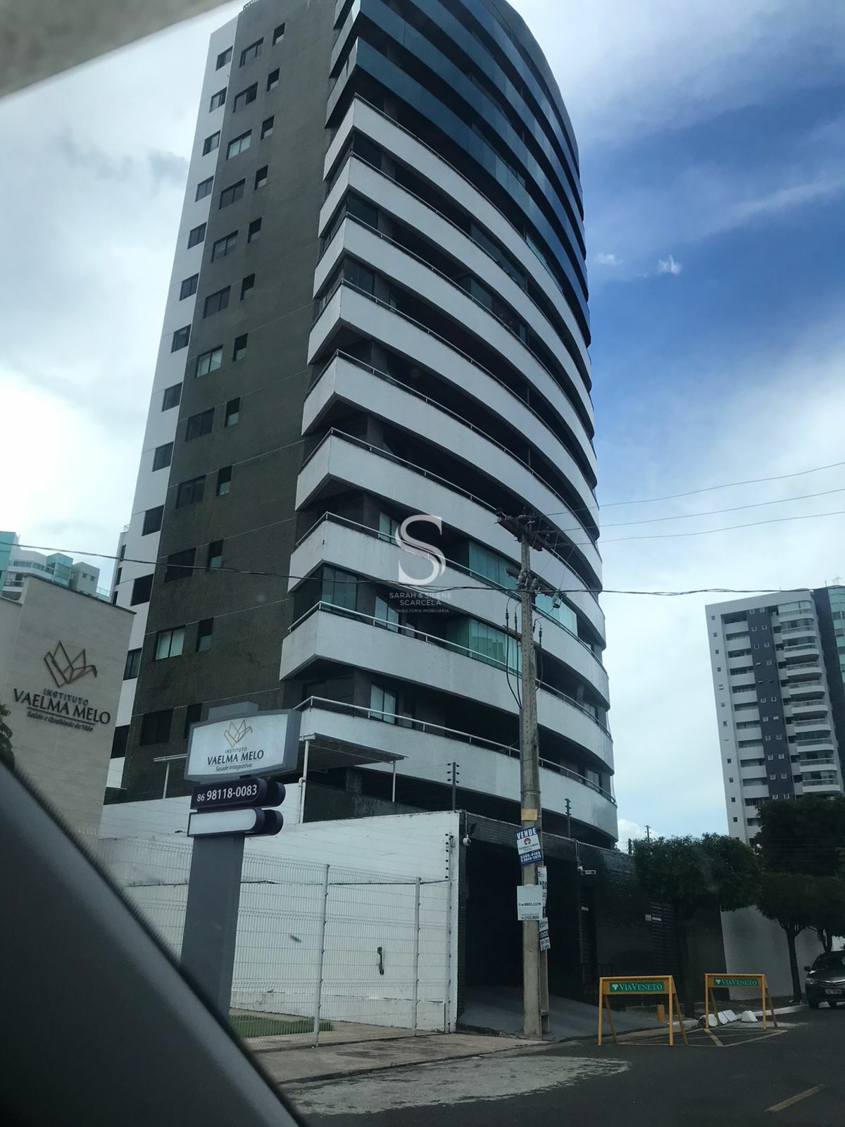 Apartamento à venda com 3 quartos, 118m² - Foto 1