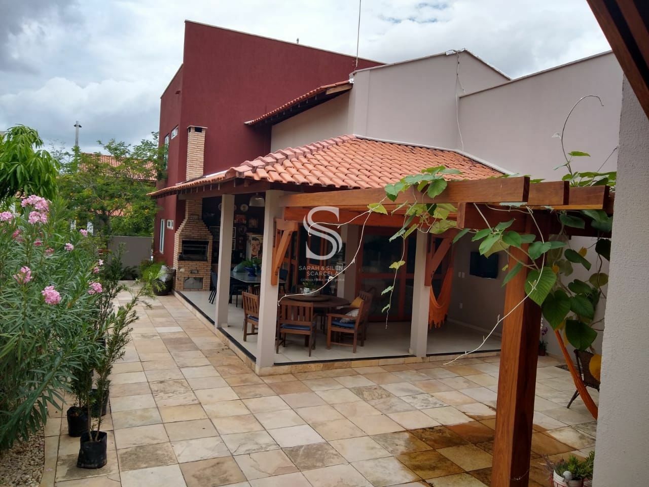 Casa de Condomínio à venda com 3 quartos, 352m² - Foto 9