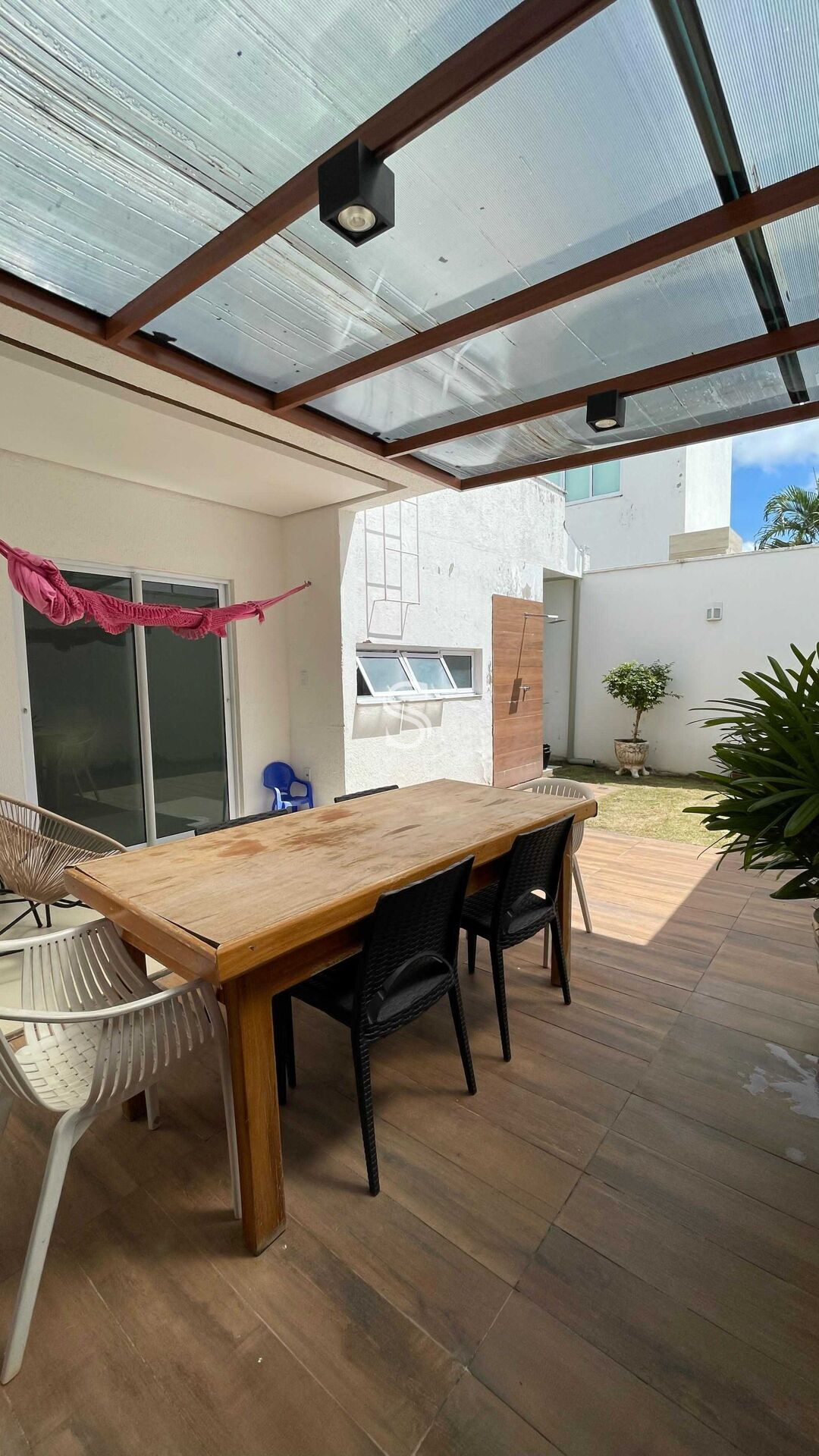 Casa de Condomínio à venda com 4 quartos, 126m² - Foto 3