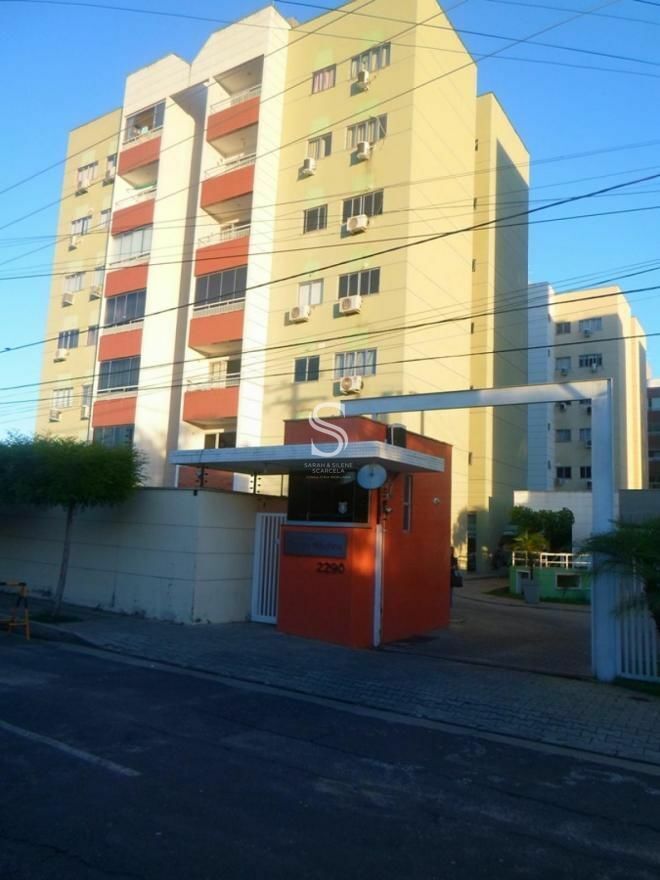 Apartamento à venda com 3 quartos, 70m² - Foto 2