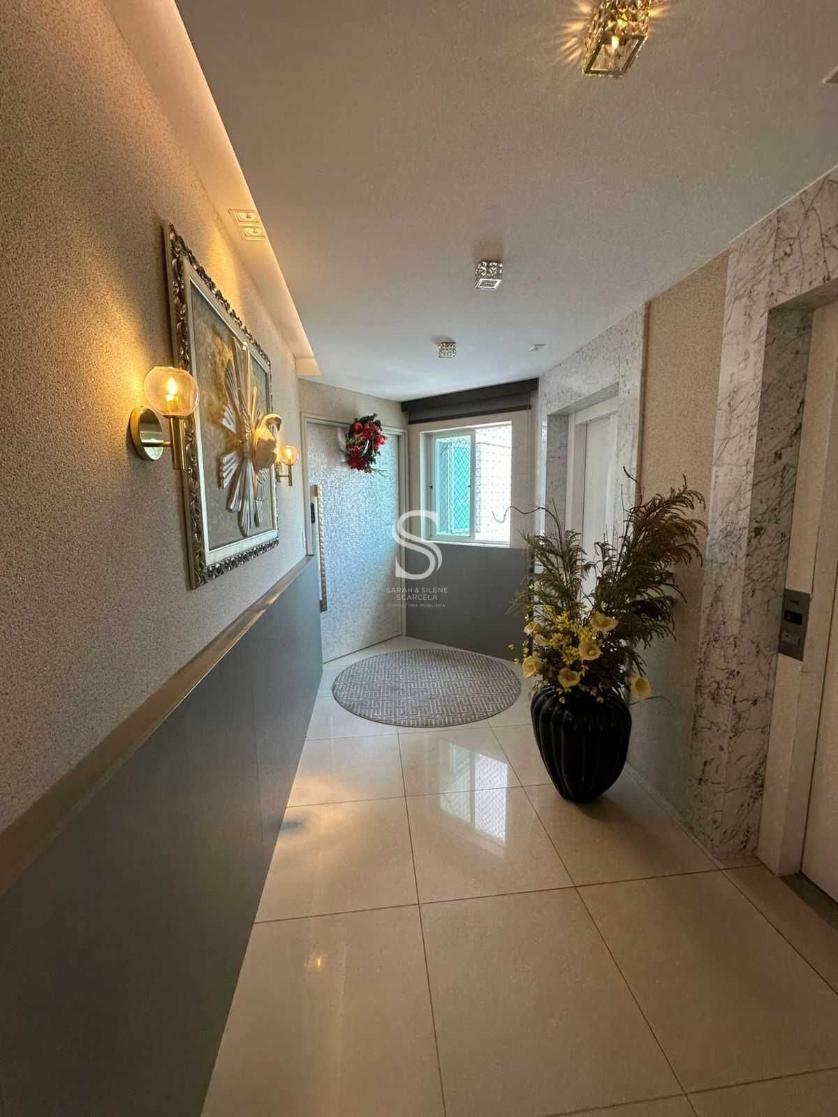 Apartamento à venda com 4 quartos, 215m² - Foto 11