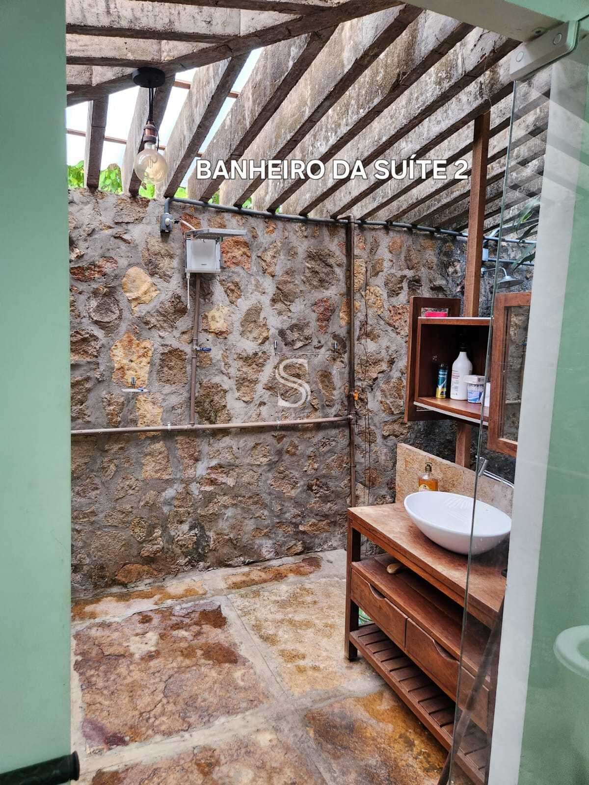 Casa à venda com 9 quartos, 233m² - Foto 44