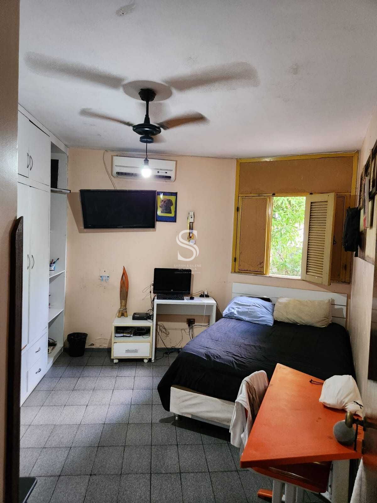Casa à venda com 9 quartos, 233m² - Foto 38
