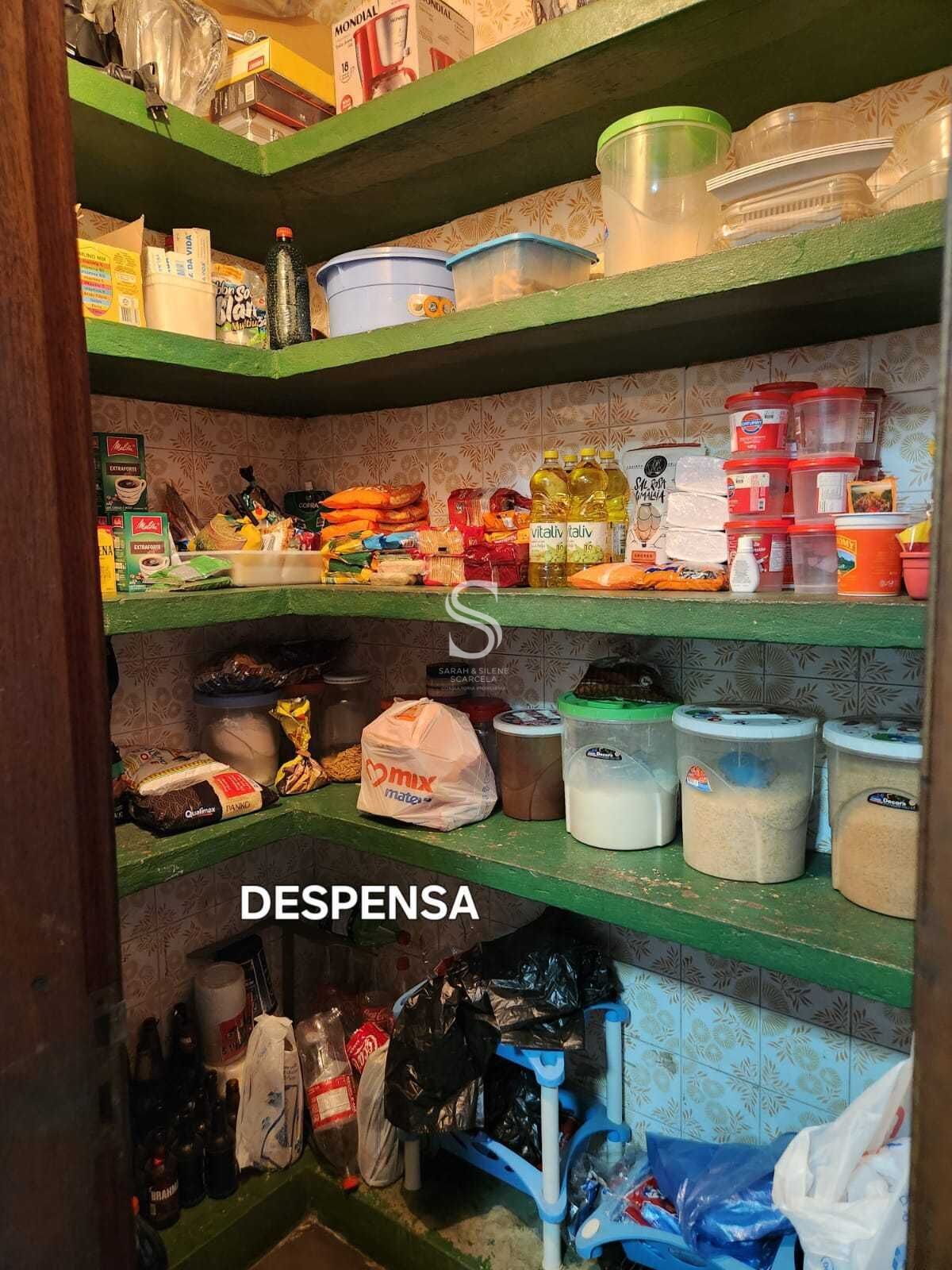Casa à venda com 9 quartos, 233m² - Foto 26