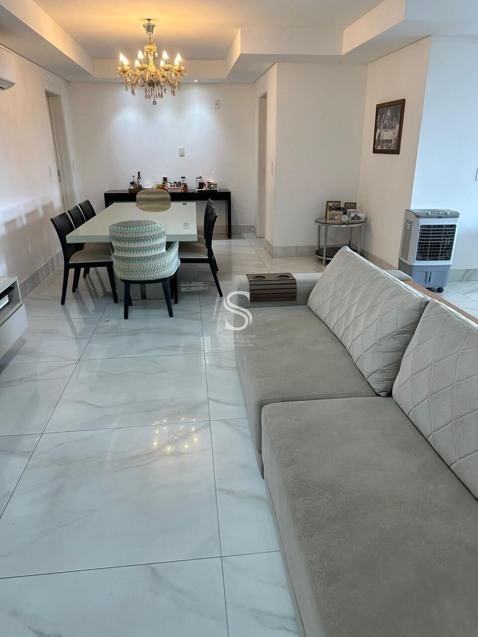 Apartamento à venda com 4 quartos, 259m² - Foto 3