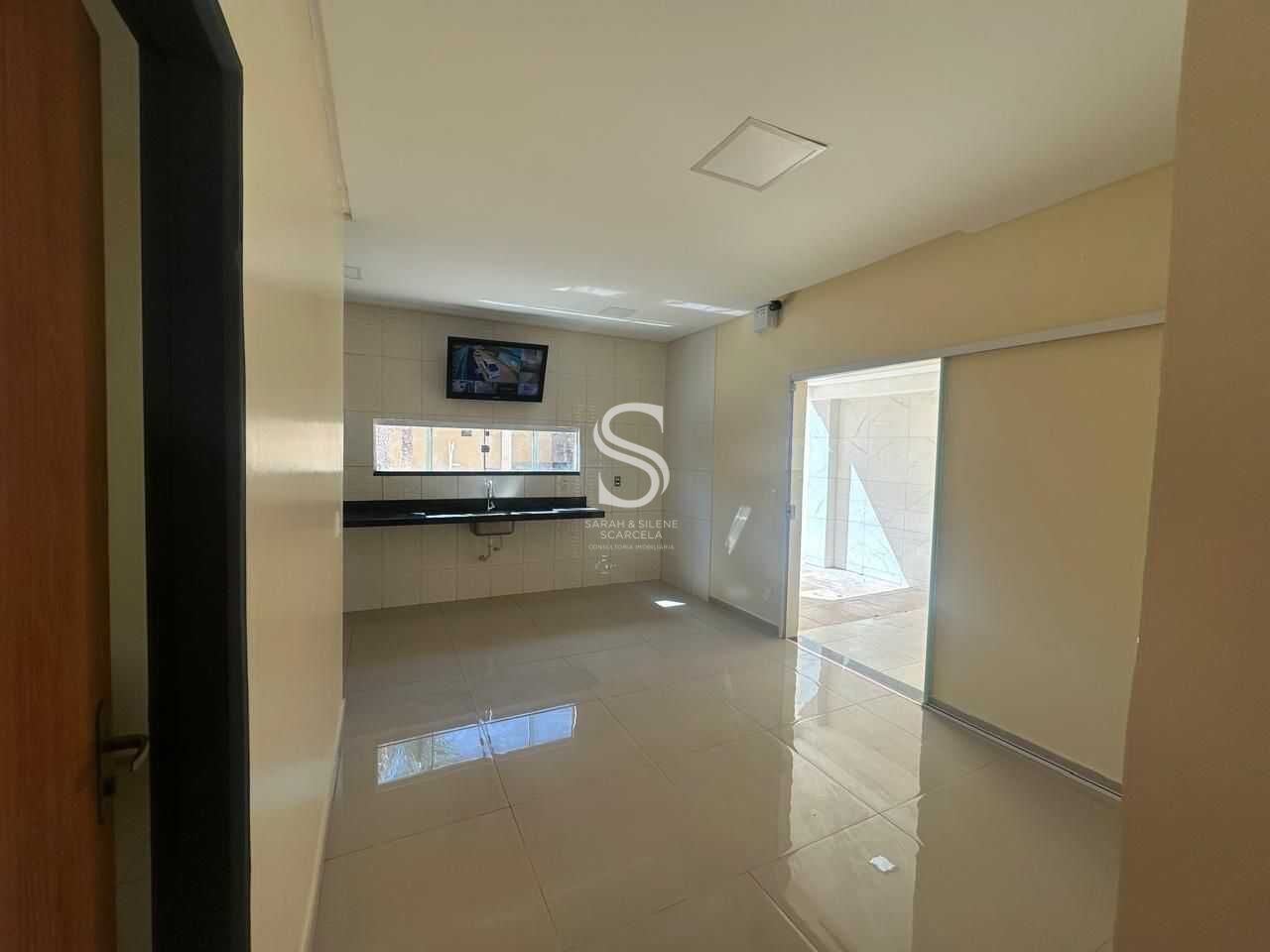 Casa à venda com 3 quartos, 220m² - Foto 10