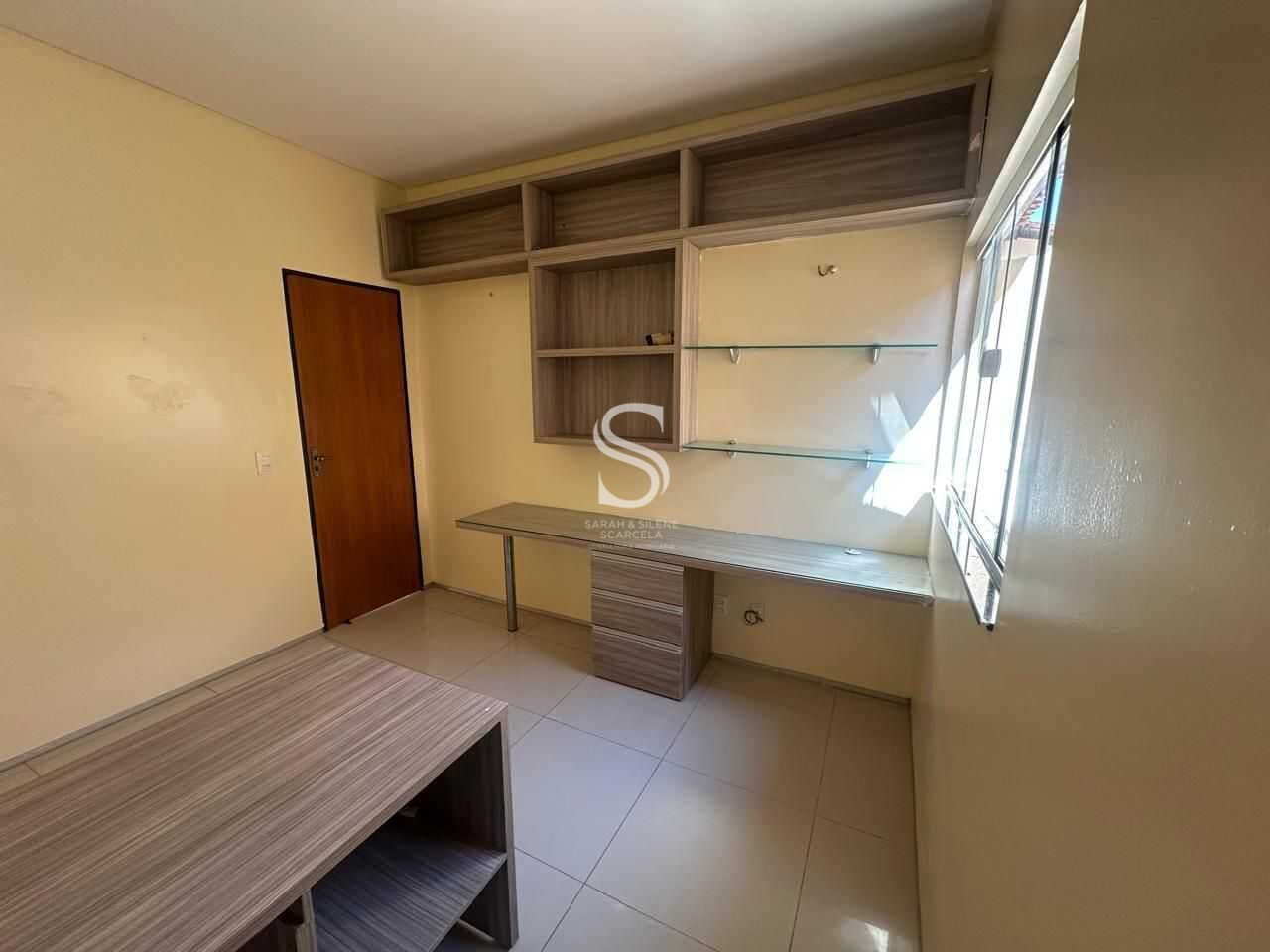 Casa à venda com 3 quartos, 220m² - Foto 11