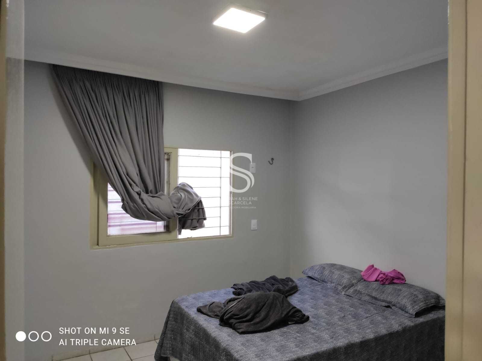 Casa à venda com 3 quartos, 200m² - Foto 14