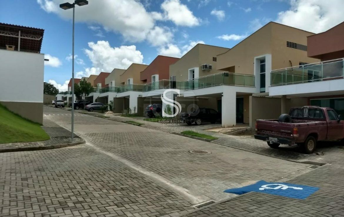 Casa à venda com 4 quartos, 180m² - Foto 3