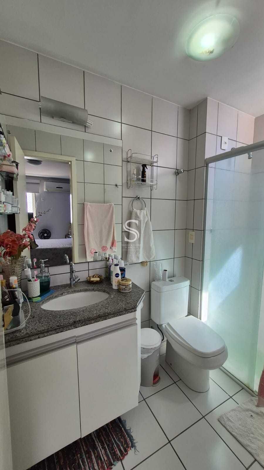 Apartamento à venda com 2 quartos, 68m² - Foto 32