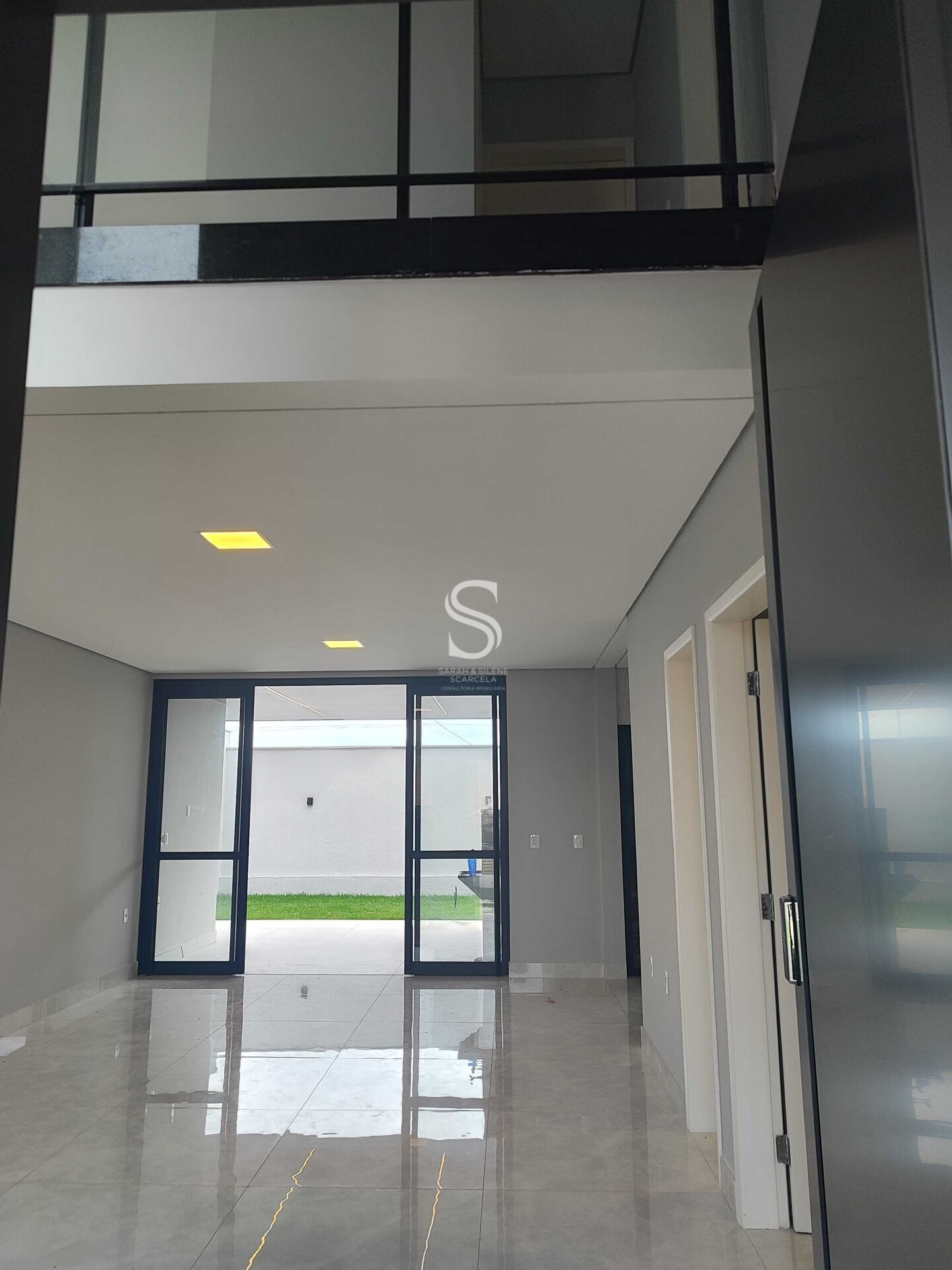 Casa de Condomínio à venda com 4 quartos, 189m² - Foto 4
