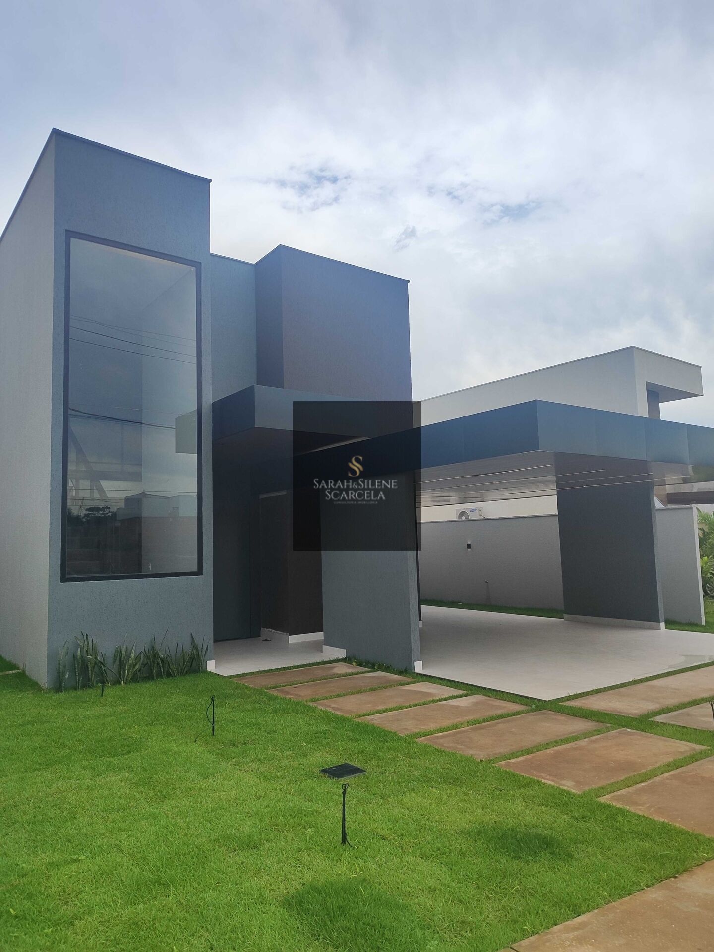 Casa de Condomínio à venda com 4 quartos, 189m² - Foto 1