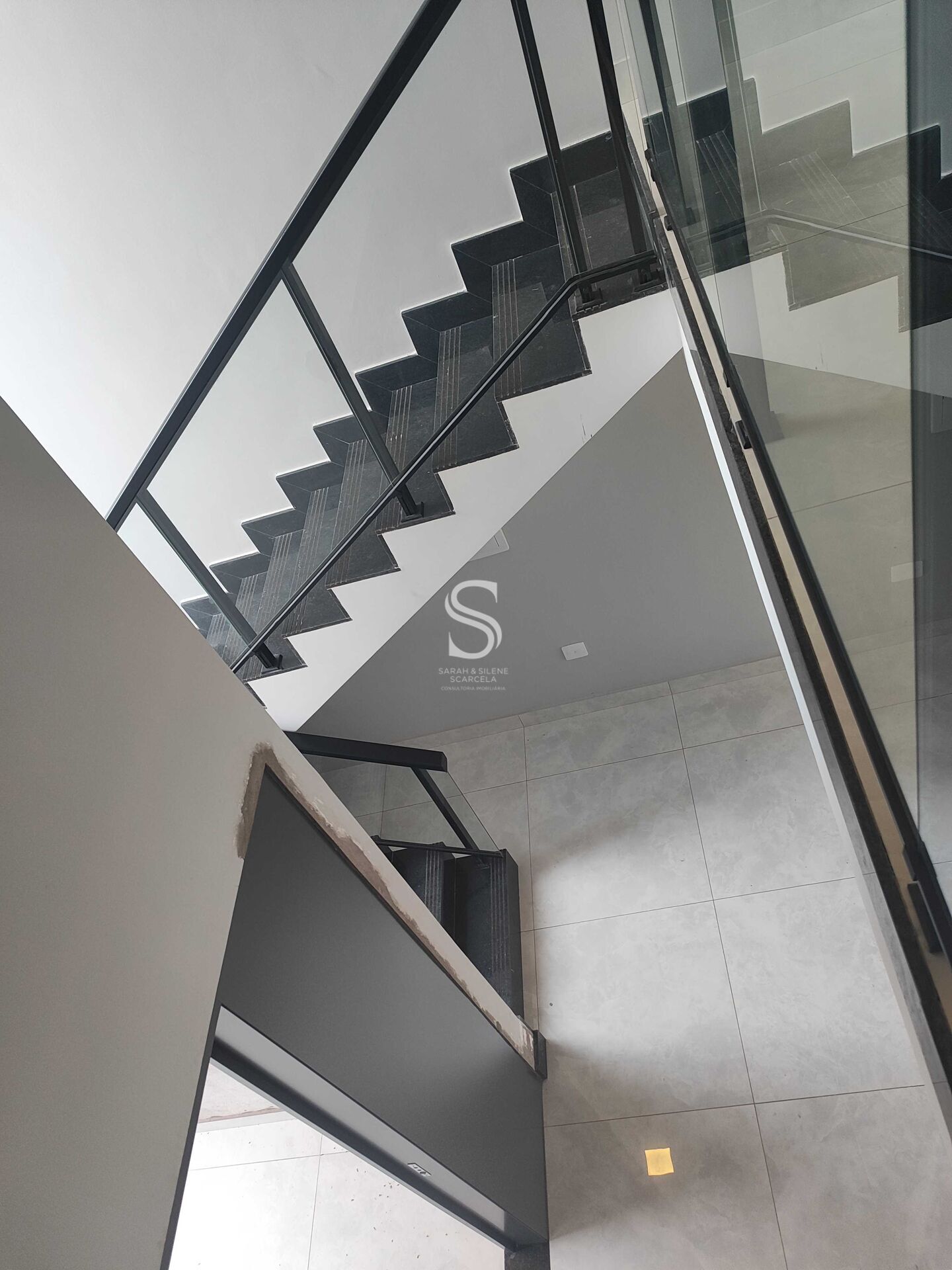 Casa de Condomínio à venda com 4 quartos, 189m² - Foto 37