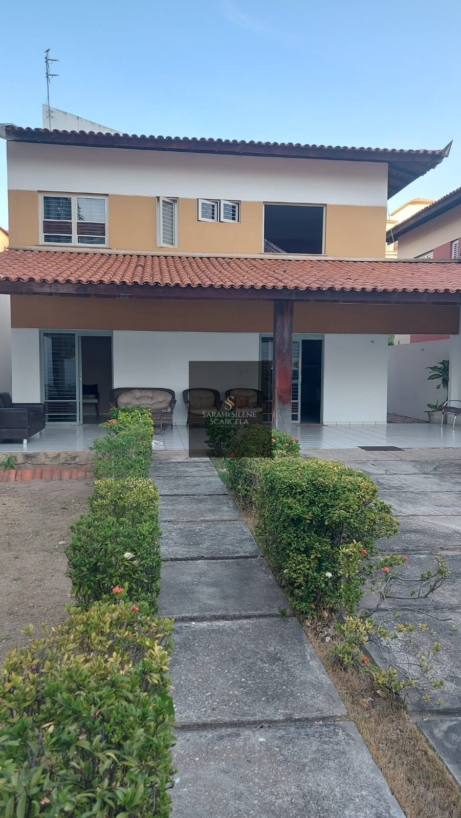 Casa à venda com 4 quartos, 181m² - Foto 3