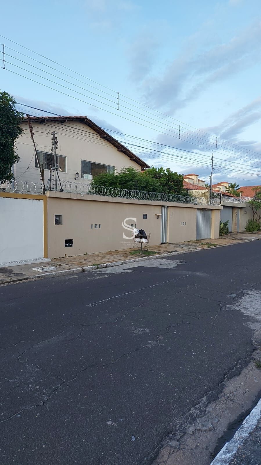 Casa à venda com 3 quartos, 256m² - Foto 3