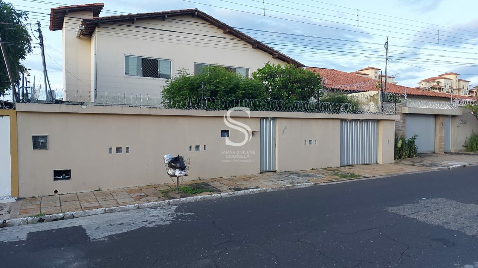 Casa à venda com 3 quartos, 256m² - Foto 37