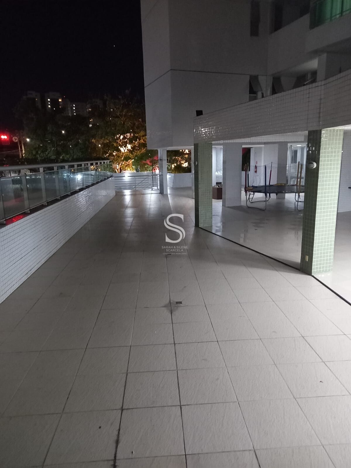Apartamento à venda com 3 quartos, 158m² - Foto 11