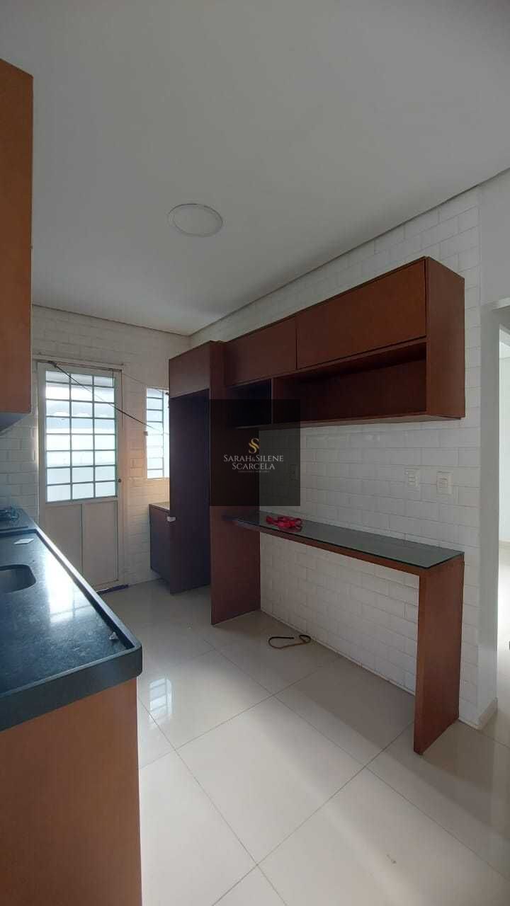 Casa à venda com 3 quartos, 90m² - Foto 37