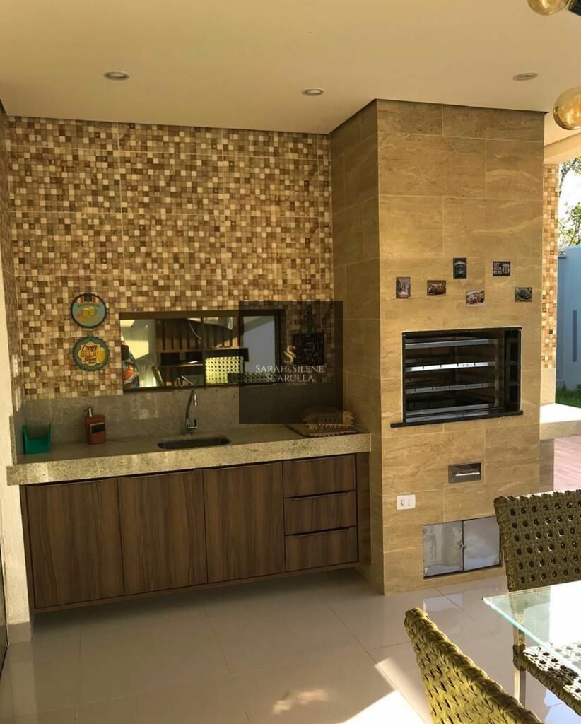 Casa à venda com 4 quartos, 251m² - Foto 13