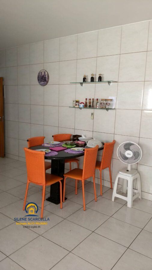 Casa à venda com 3 quartos, 30m² - Foto 15