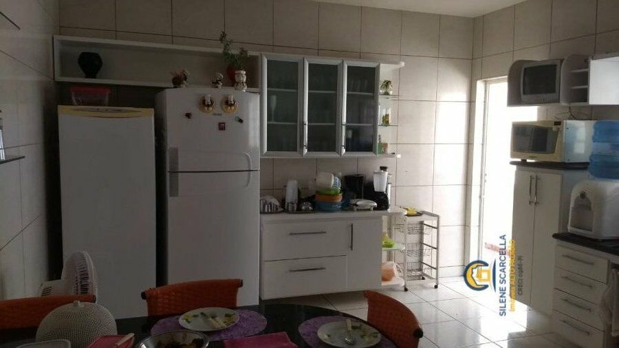 Casa à venda com 3 quartos, 30m² - Foto 12