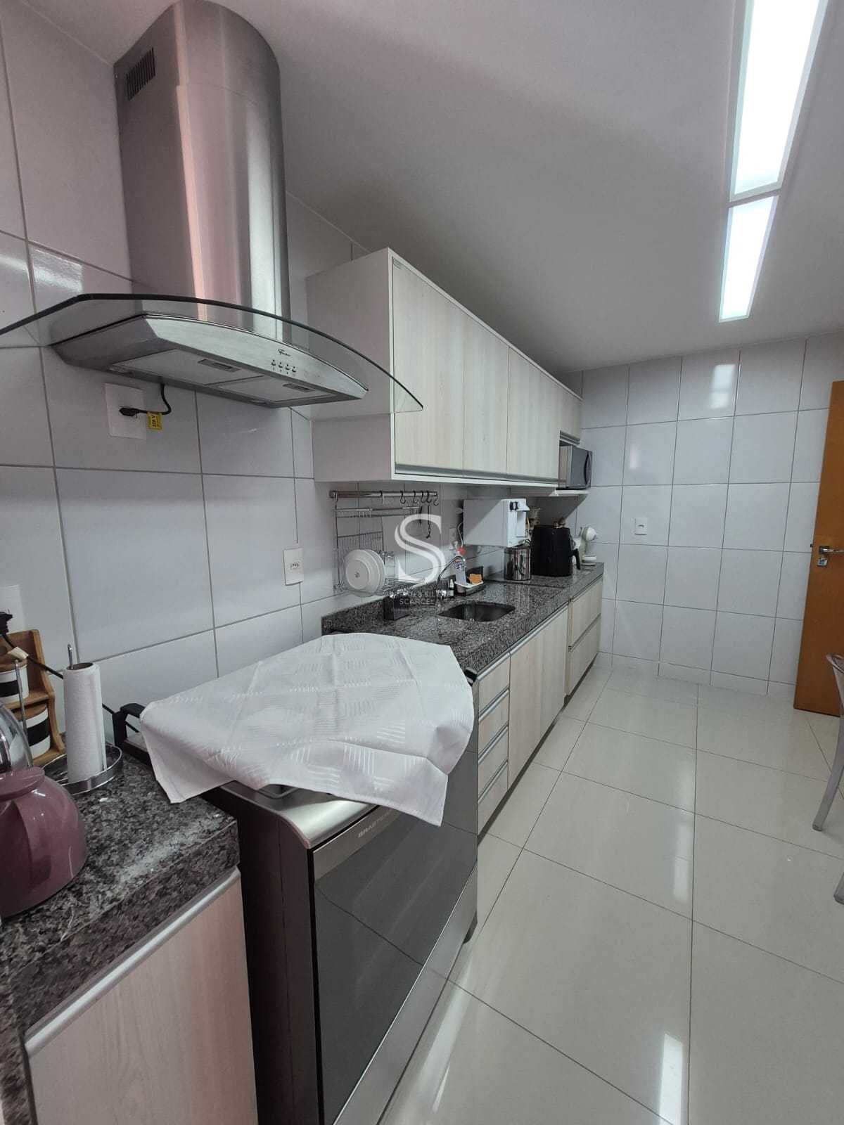 Apartamento à venda com 3 quartos, 130m² - Foto 13