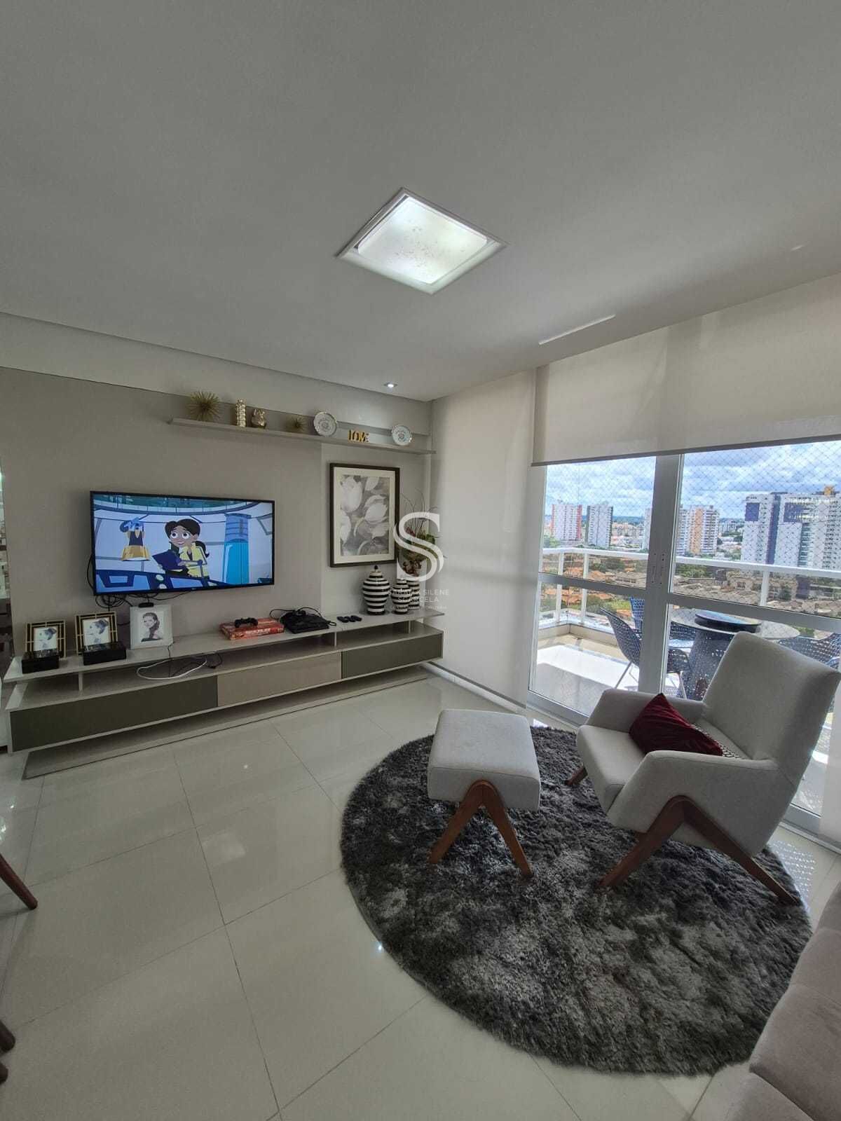 Apartamento à venda com 3 quartos, 130m² - Foto 1