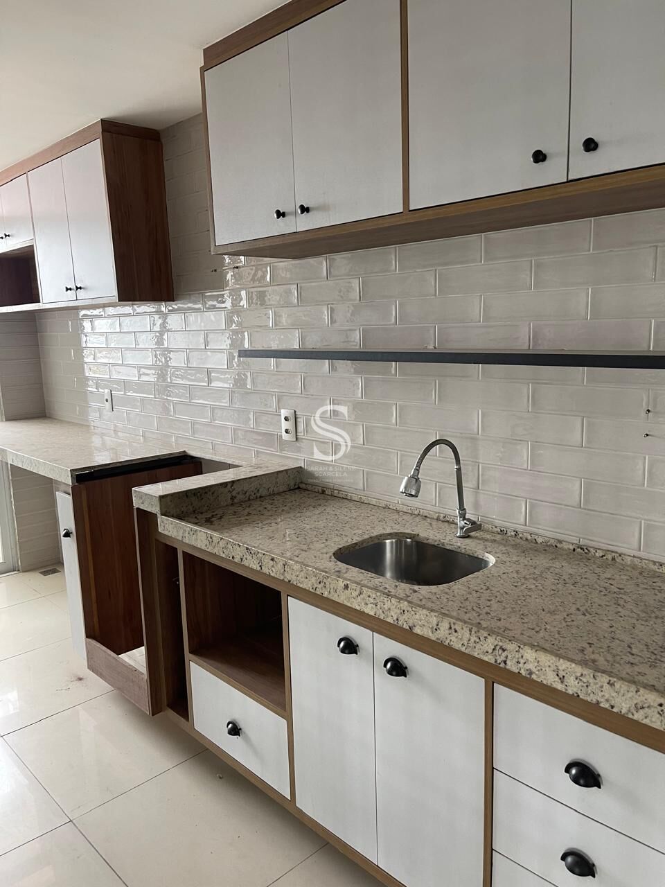 Apartamento à venda com 3 quartos, 84m² - Foto 5