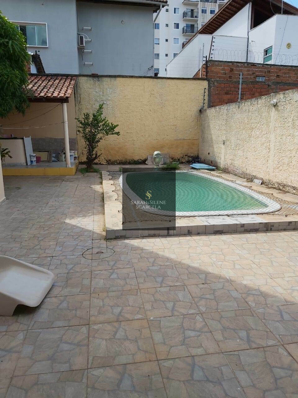 Casa à venda com 3 quartos, 243m² - Foto 5