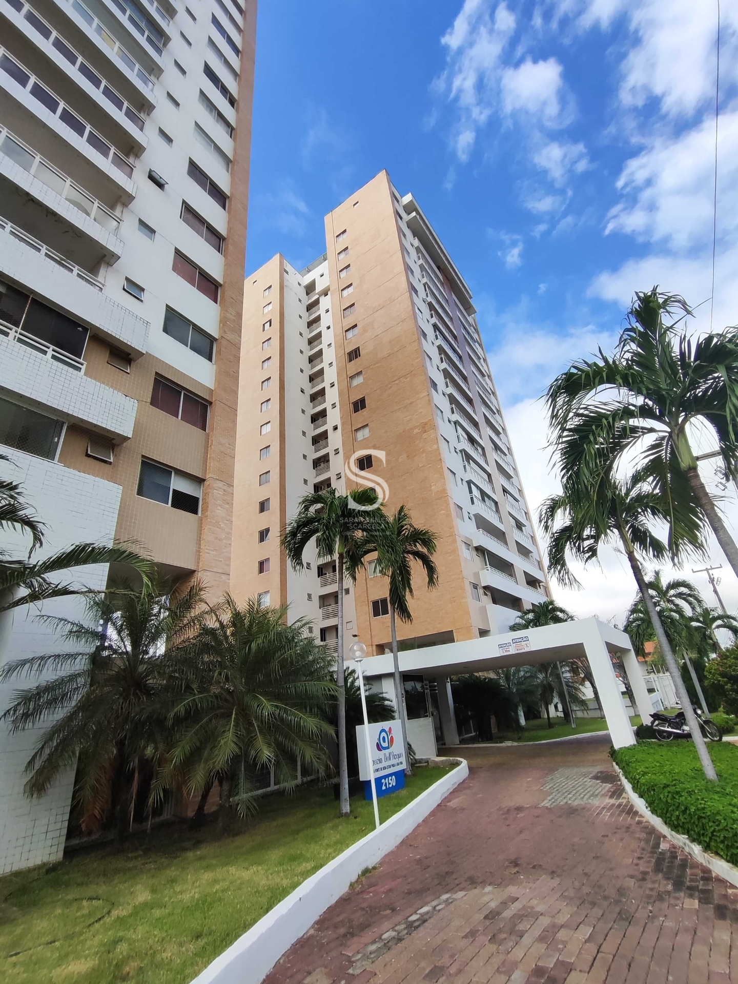 Apartamento à venda com 4 quartos, 105m² - Foto 1